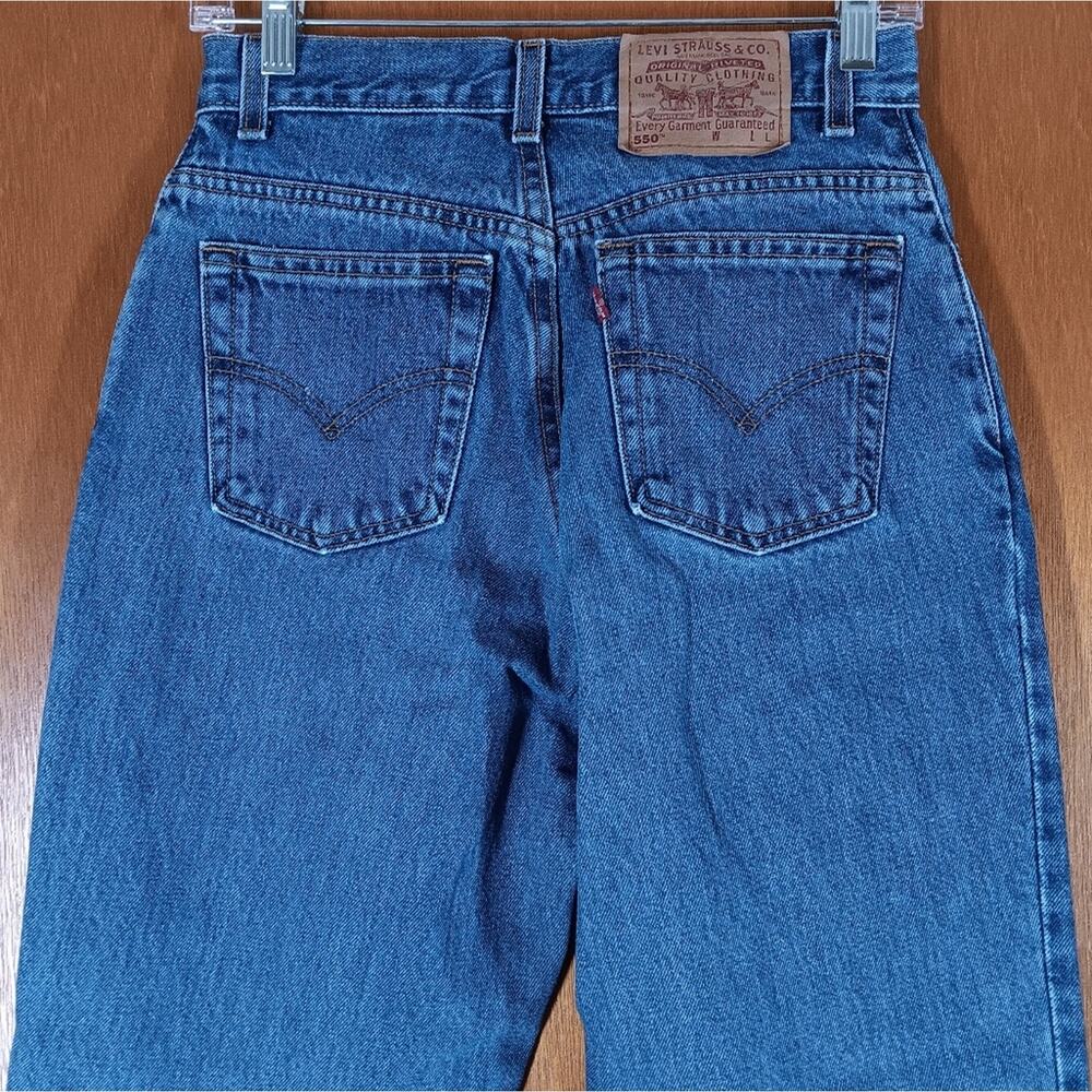 Levi's Vintage 550 Relaxed Fit Tapered Leg Jeans size 6 Long - Picture 4 of 6